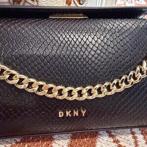 DKNY ✨ Black Python ✨Clutch ✨Gold Chain ✨Leather Crossbody Bag✨